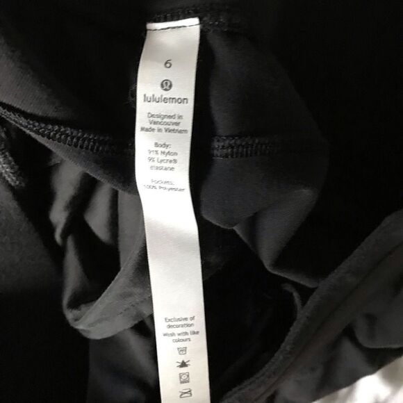Lululemon size 6 joggers yoga pants black drawstring - Picture 3 of 4